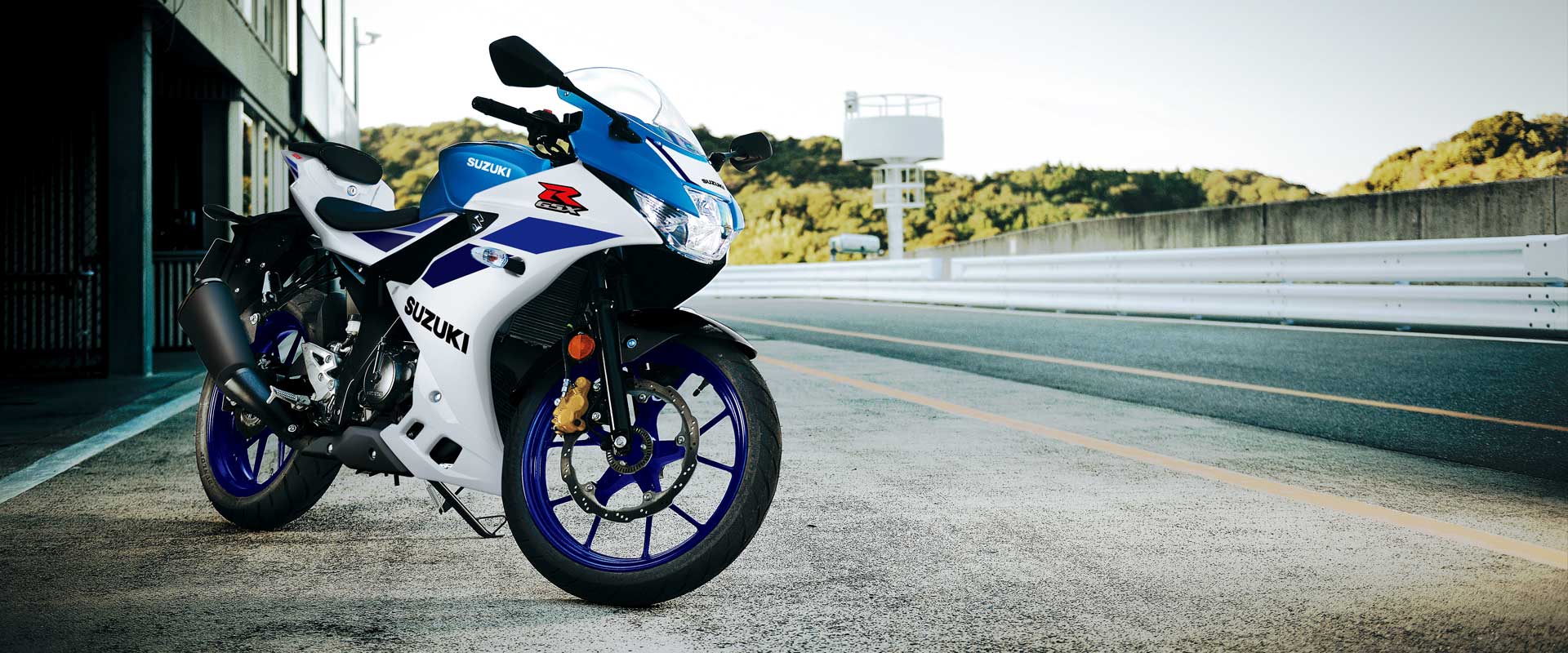 バイク GSX-125R スズキ GSX-R125 2023年式 8BJ-DL32Dの諸元・スペック情報 | ウェビック