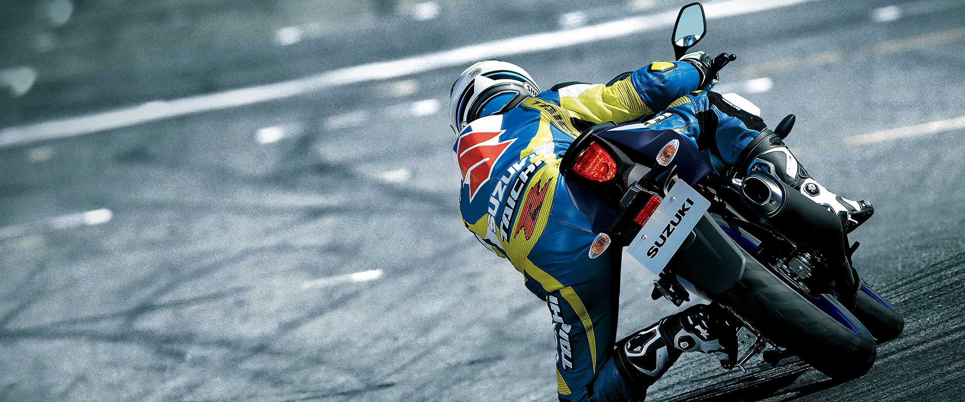 Suzuki gsx r125 m7 action 2